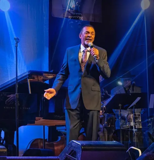 Clifton Davis Net Worth Revealing His Surprising Wealth Today