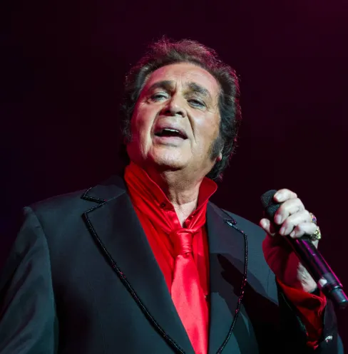 Engelbert Humperdinck Net Worth Revealing His Stunning Fortune